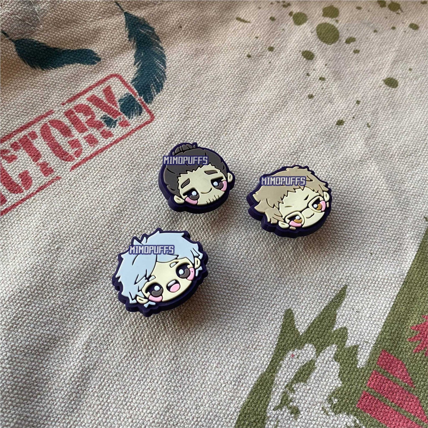 H Q !! Rubber Pins